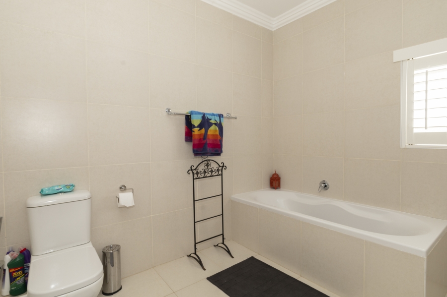 4 Bedroom Property for Sale in West Beach Eastern Cape